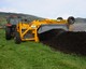 Turning compost windrows on the Plaine des Cafres, R�union (photo: J. Lepetit, 2005) 